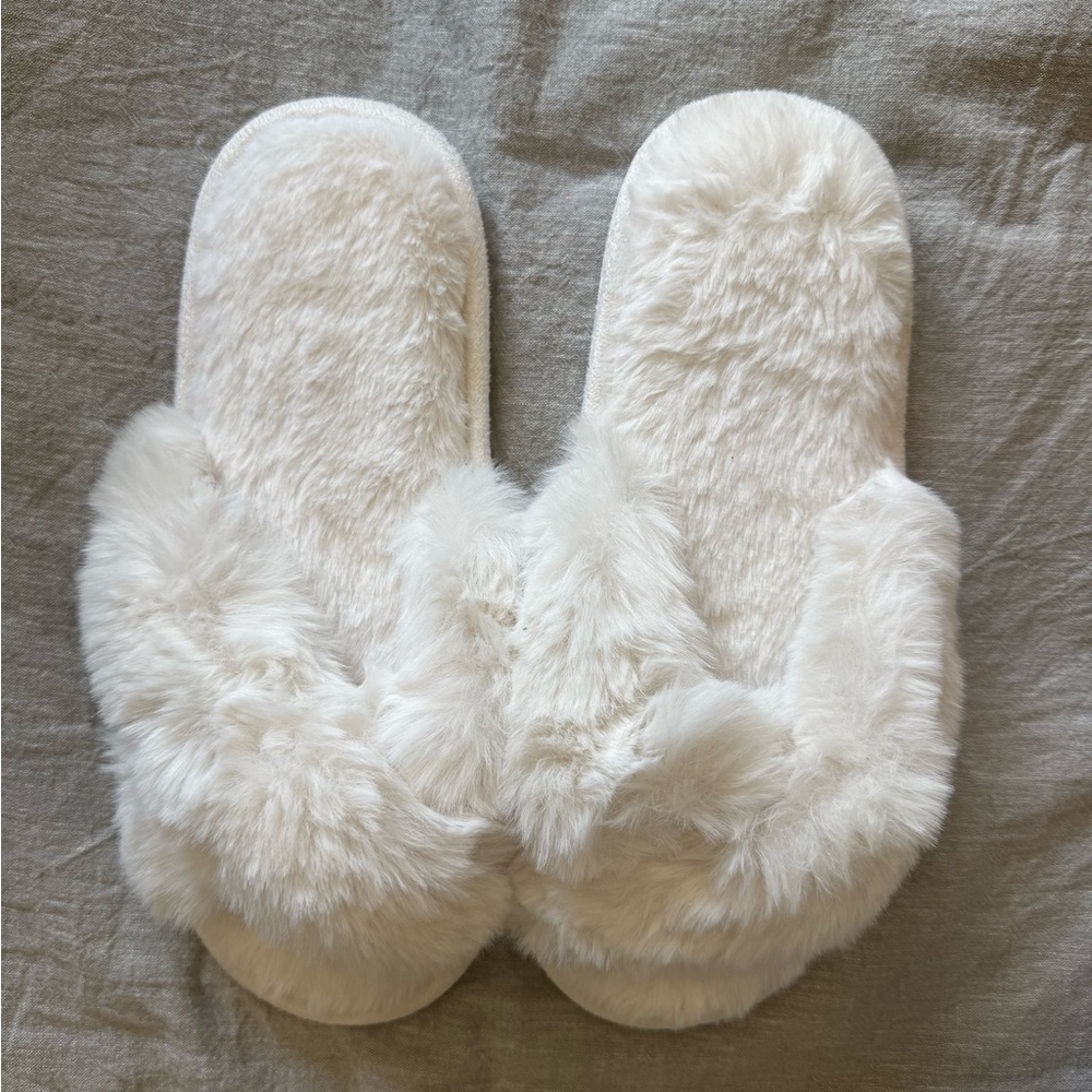 Fluffy White Faux Fur Slippers Perfect for Bride